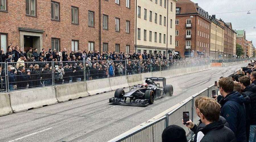 Örebro Race Day – Fordon, Uppvisningar och Publikfest